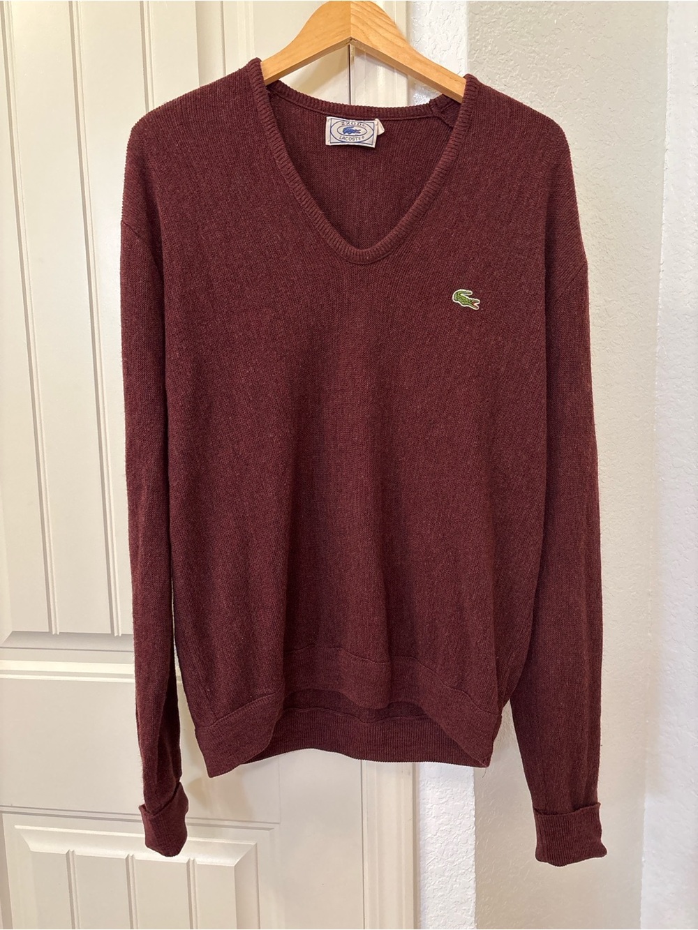 Vintage Izod Lacoste V-neck Sweater XL Burgundy Heather 100% Orlon Acrylic - Picture 1 of 5